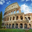 Weetjes over Italië: over panetone, mimosa en befana